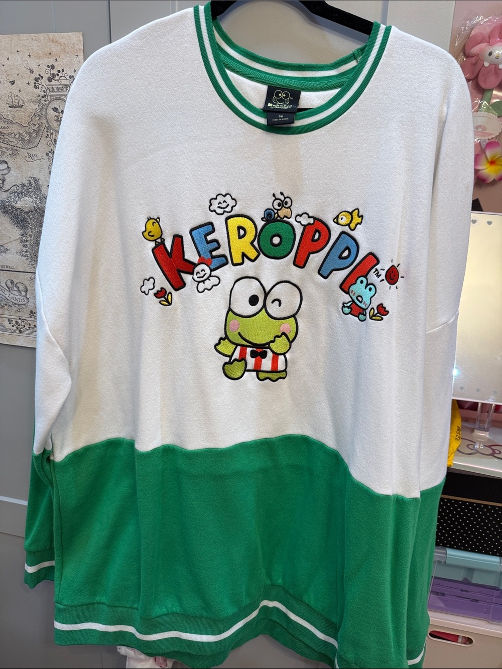 3x Keroppi Graphic Pullover Sweatshirt - White & Green